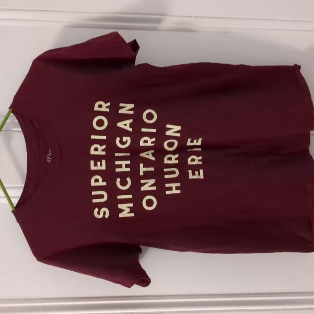 Great Lakes graphic shirt